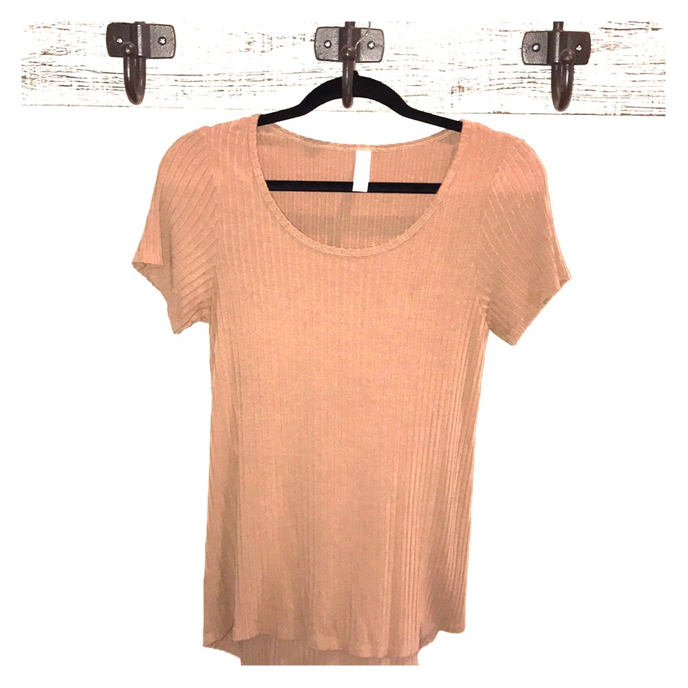 💕💕 LuLaRoe Classic Tee